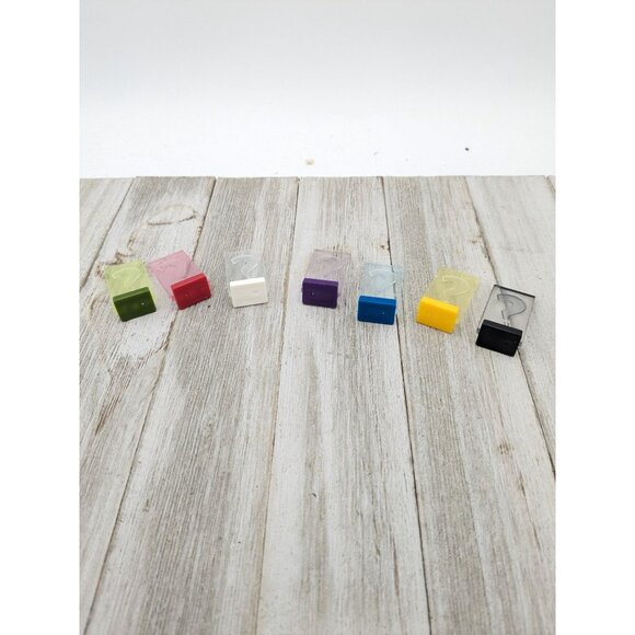 2009 Clue Secrets & Spies Board Game Replacement Movers Tokens Pieces Set of 7 - Picture 4 of 4